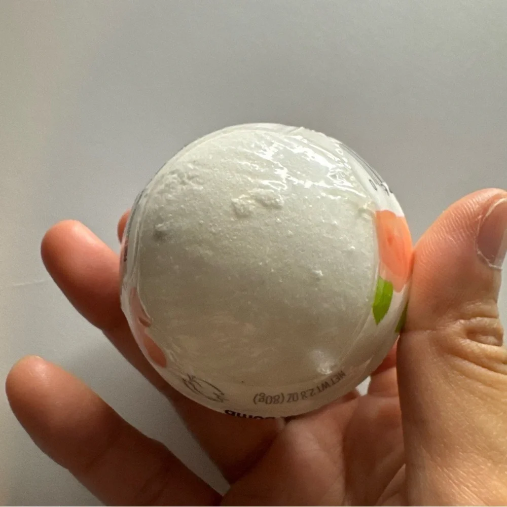 365 by Whole Foods Market Rose Petal Scented Bath Bombs